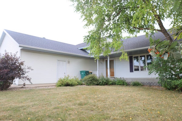 407 SIEMERS CT, BRECKENRIDGE, MN 56520 - Image 10cfdab7db9c10fbfcc9de5442c8cd21/1040425949