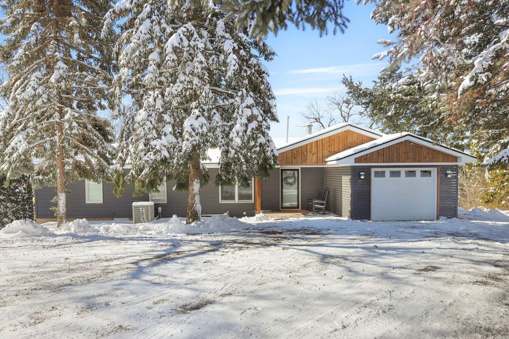 Photo of 17791 Holt Court, Faribault, MN 55021 (MLS # 7019162)