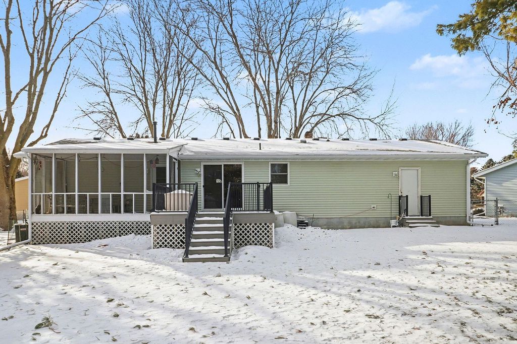 Photo of 211 Meadow Lane, New Prague, MN 56071 (MLS # 6803541)