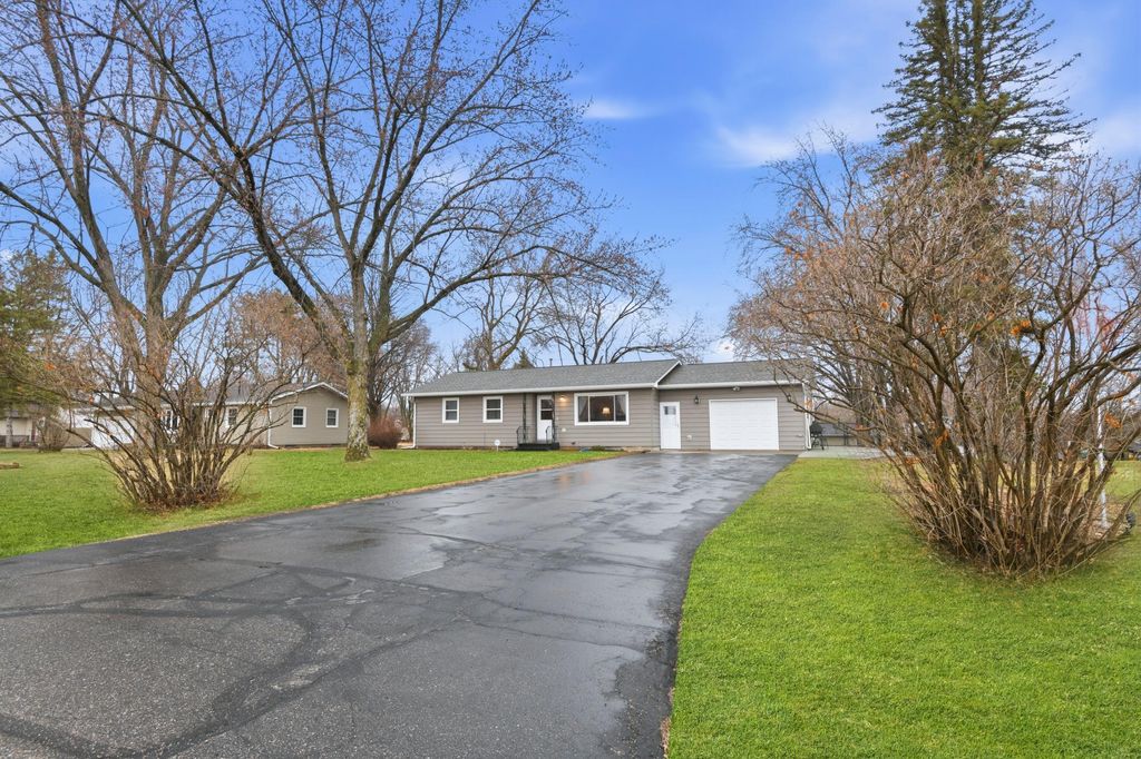 Photo of 9658 Crestview Drive, Saint Joseph, MN 56374 (MLS # 7026568)