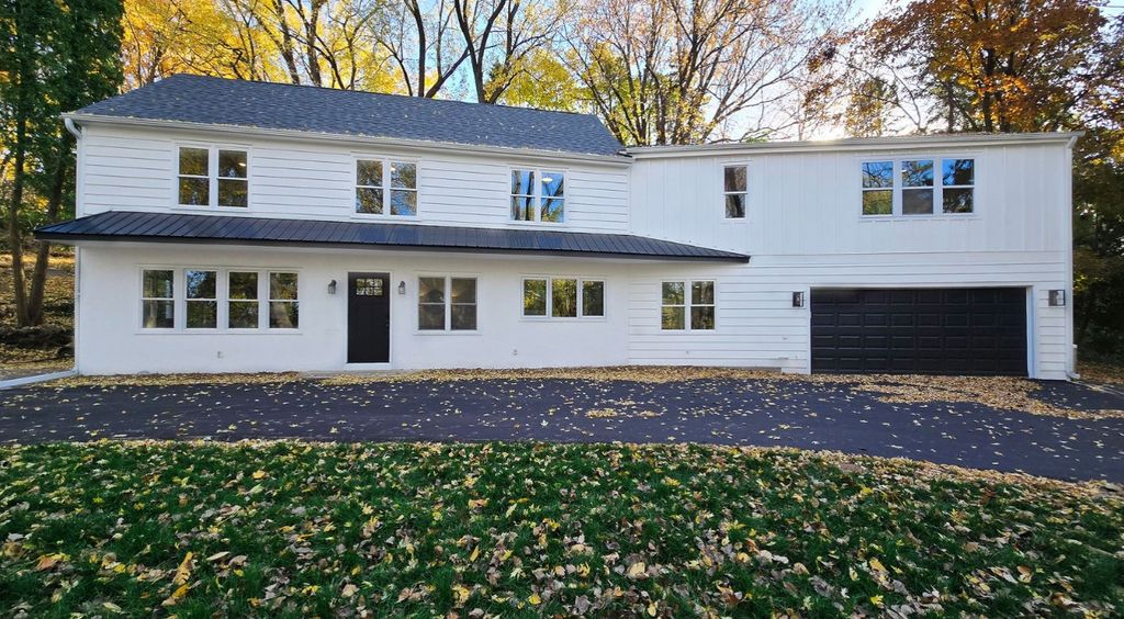 Photo of 5111 Colonial Drive, Golden Valley, MN 55416 (MLS # 7069620)