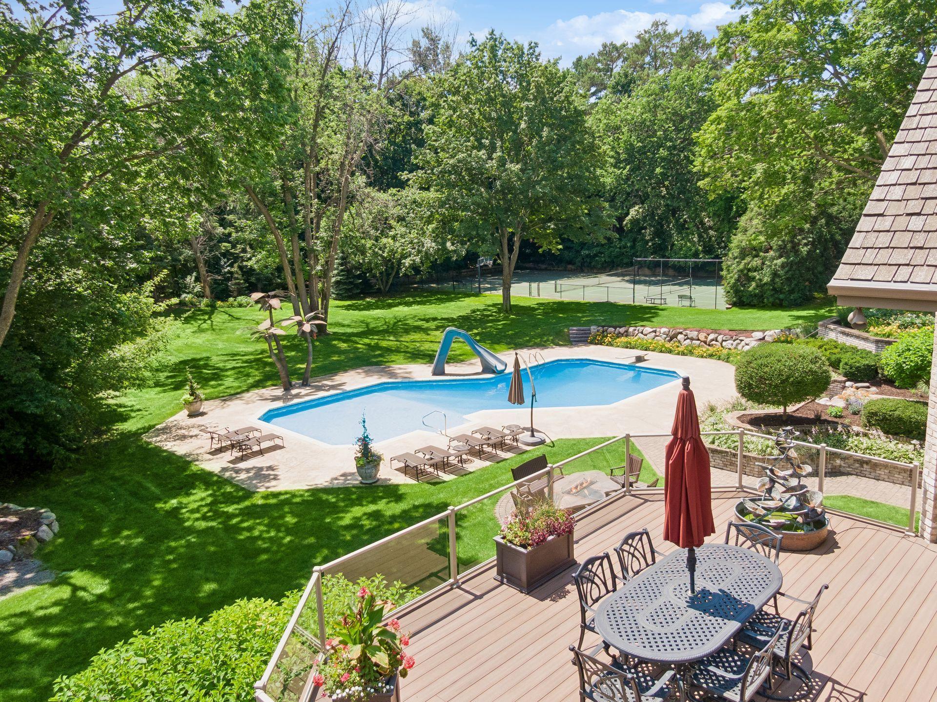 326 Ferndale Road W