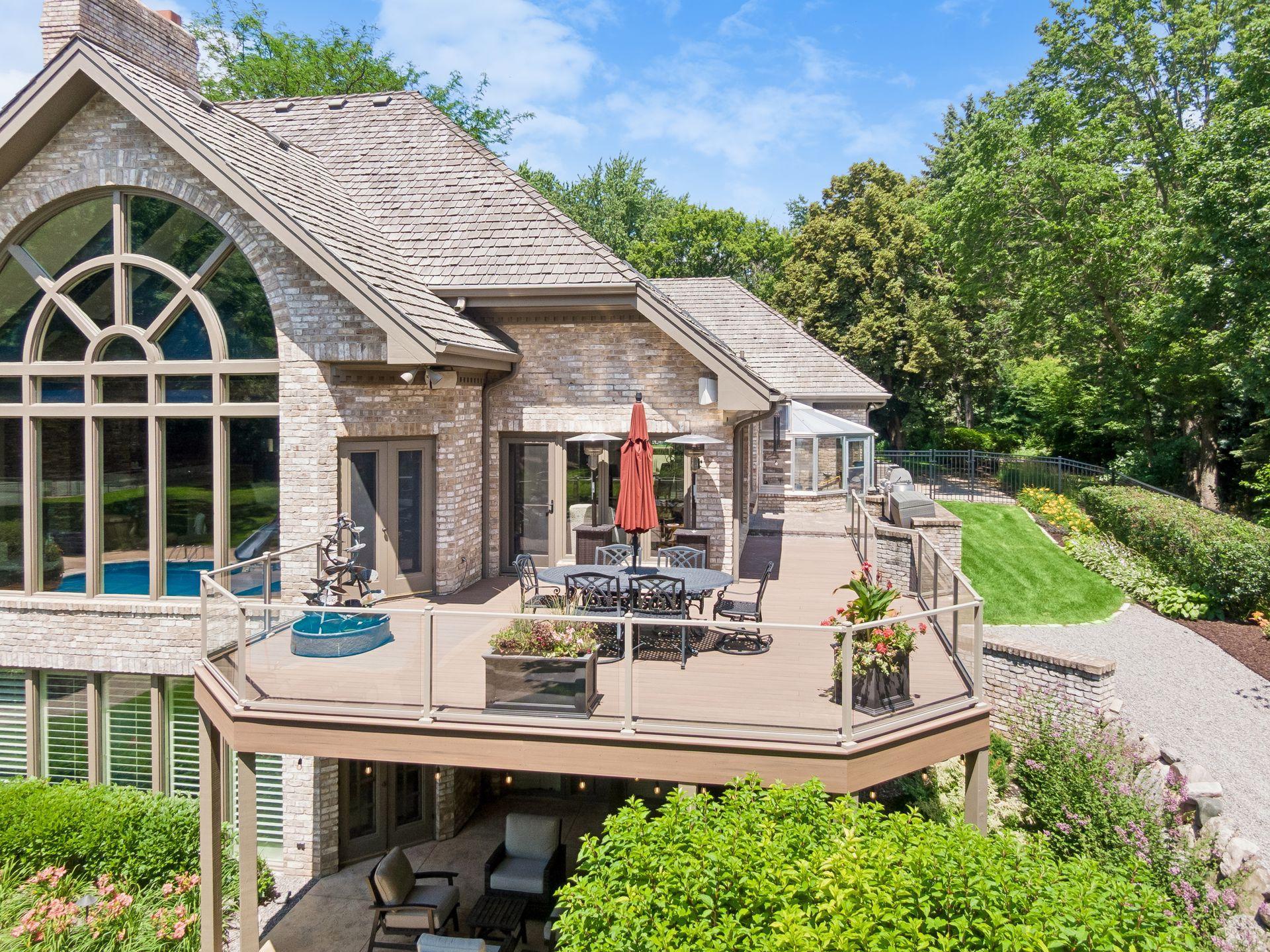 326 Ferndale Road W