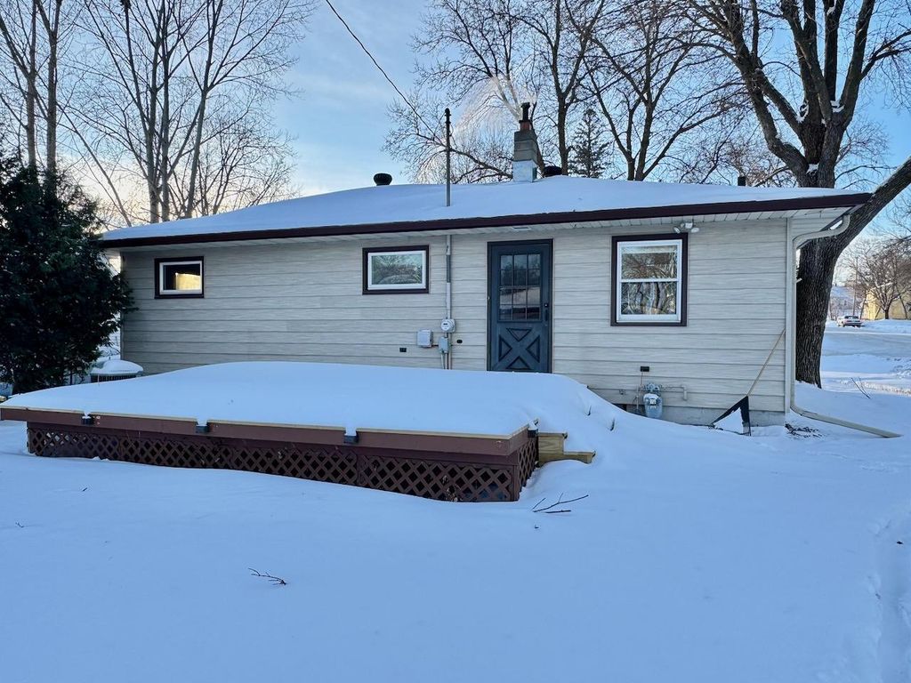 Photo of 926 N Aurdal Avenue, Fergus Falls, MN 56537 (MLS # 7003323)