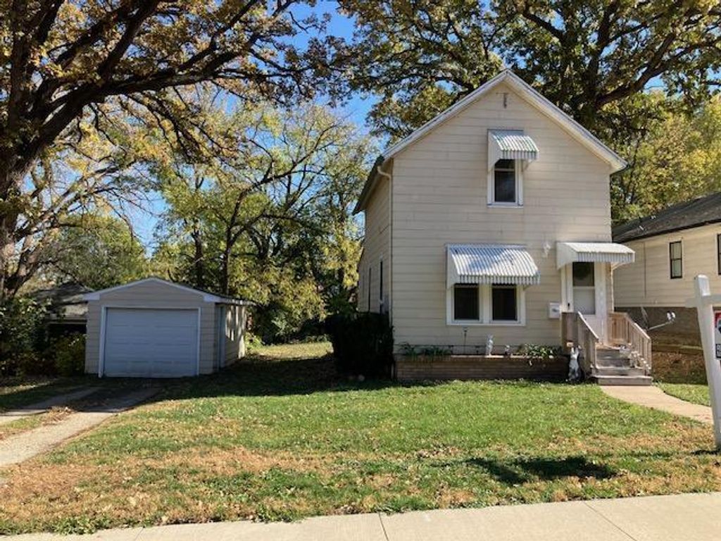 Photo of 414 third Street NE, Waseca, MN 56093 (MLS # 7013829)