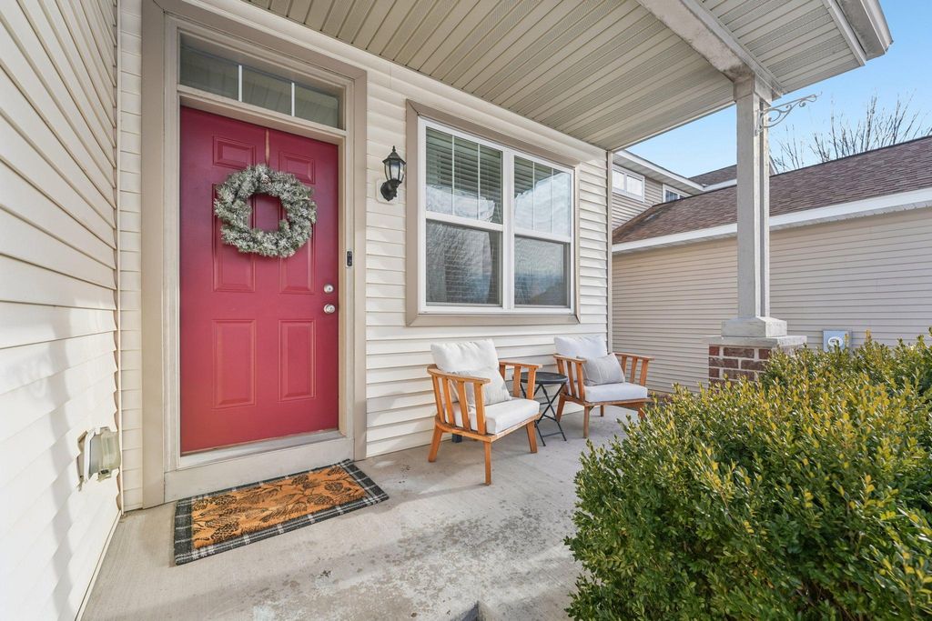 Photo of 1791 Rye Court, Shakopee, MN 55379 (MLS # 7007975)