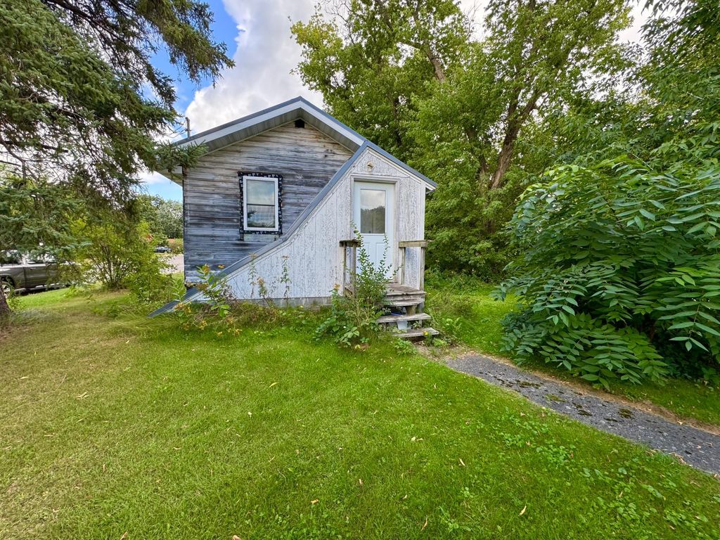 Photo of 729 NW 3rd Avenue, Grand Rapids, MN 55744 (MLS # 7040900)
