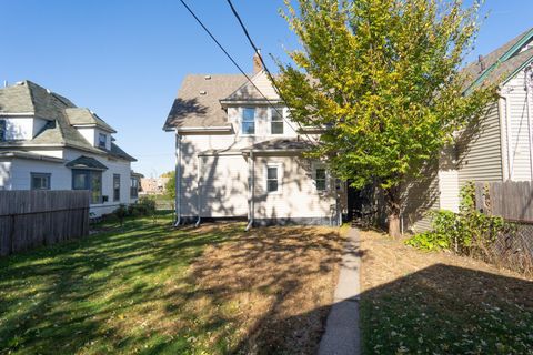 1606 Concordia Avenue Saint Paul MN 55104