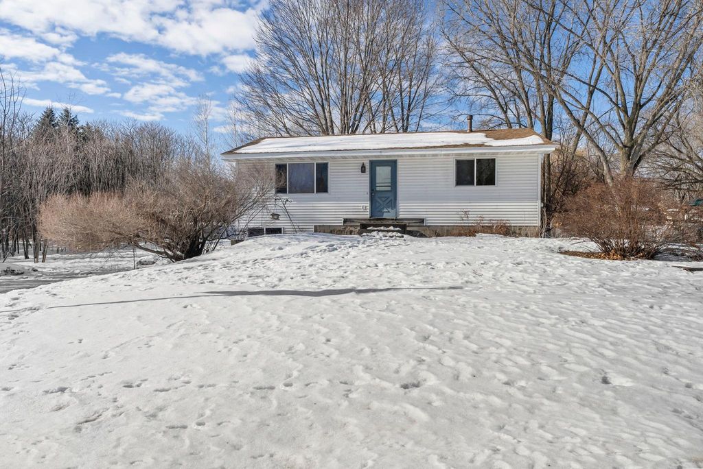 Photo of 30140 Neal Avenue, Lindstrom, MN 55045 (MLS # 7015019)