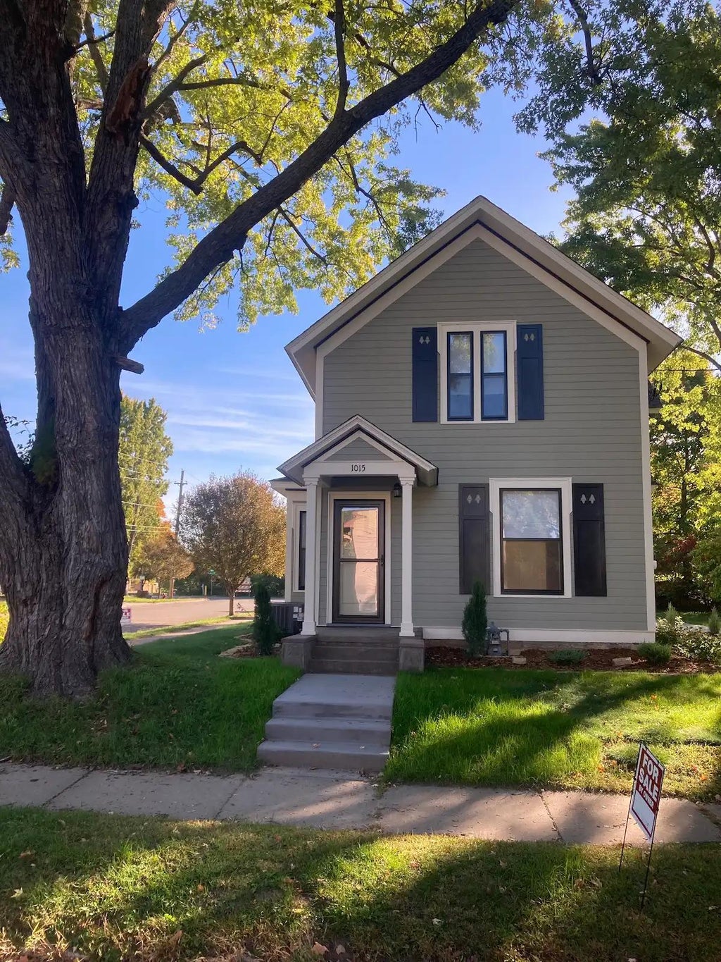Photo of 1015 5th Street N, Stillwater, MN 55082 (MLS # 7158422)