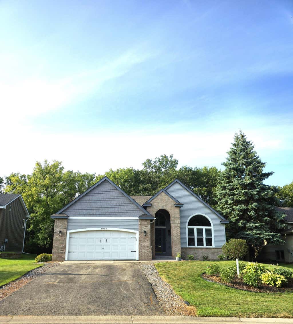 Photo of 5962 N Ridge Drive, Savage, MN 55378 (MLS # 7123160)