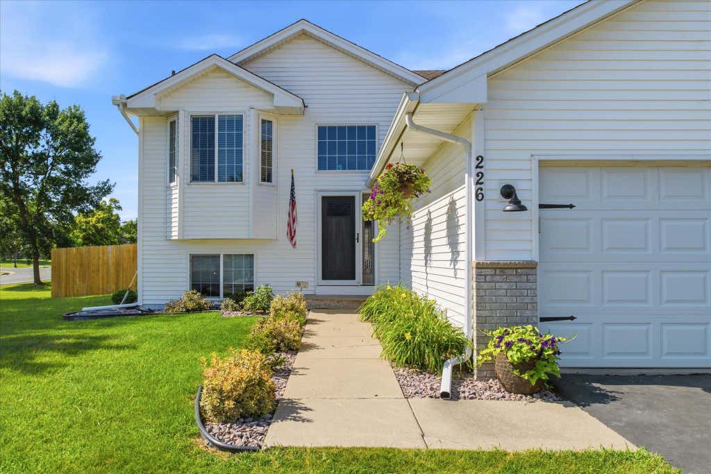 Photo of 226 Quail Drive, Montrose, MN 55363 (MLS # 7055601)
