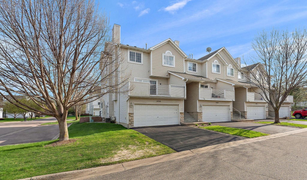 Photo of 14516 Lockslie Trail, Savage, MN 55378 (MLS # 7137446)