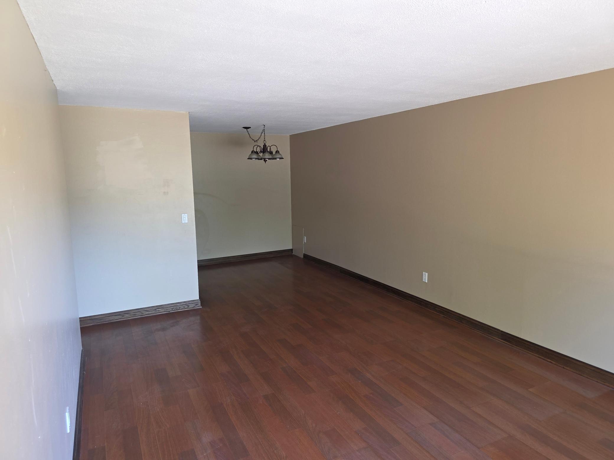 3431 Kent Street 813