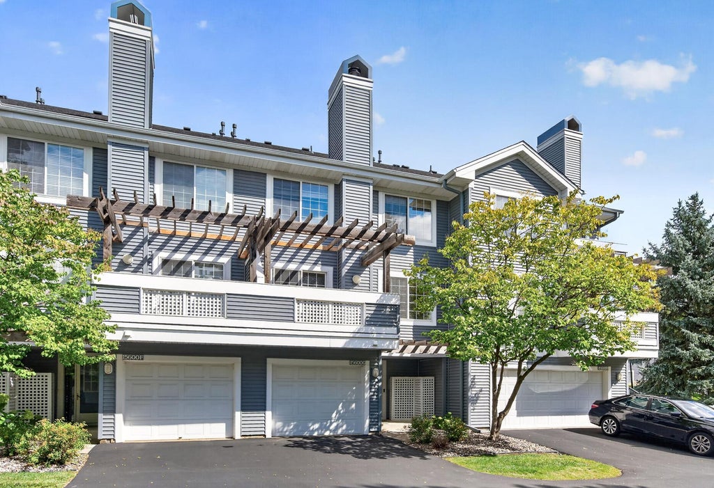 Photo of 15600 24th Avenue N #G, Plymouth, MN 55447 (MLS # 7147162)
