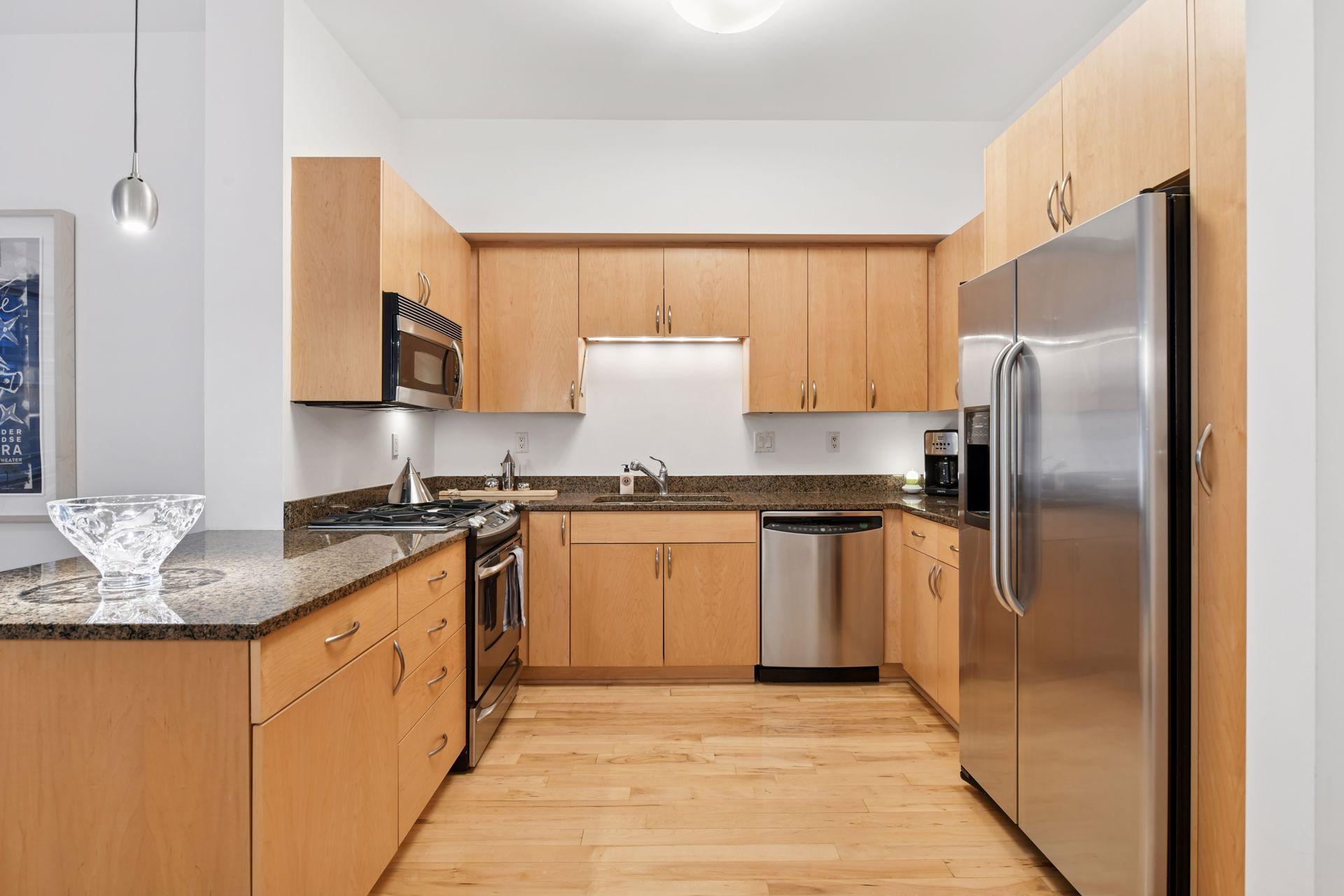 215 10th Avenue S 435
