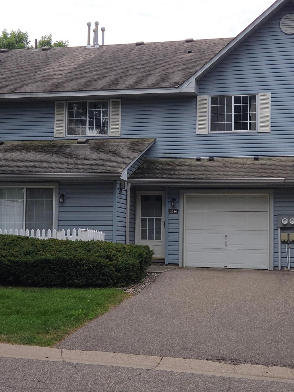 Photo of 2580 Bedford Court #16, Mendota Heights, MN 55120 (MLS # 7093023)