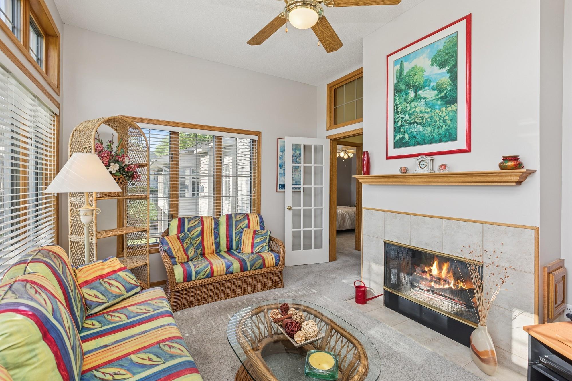 3662 Pond View Point