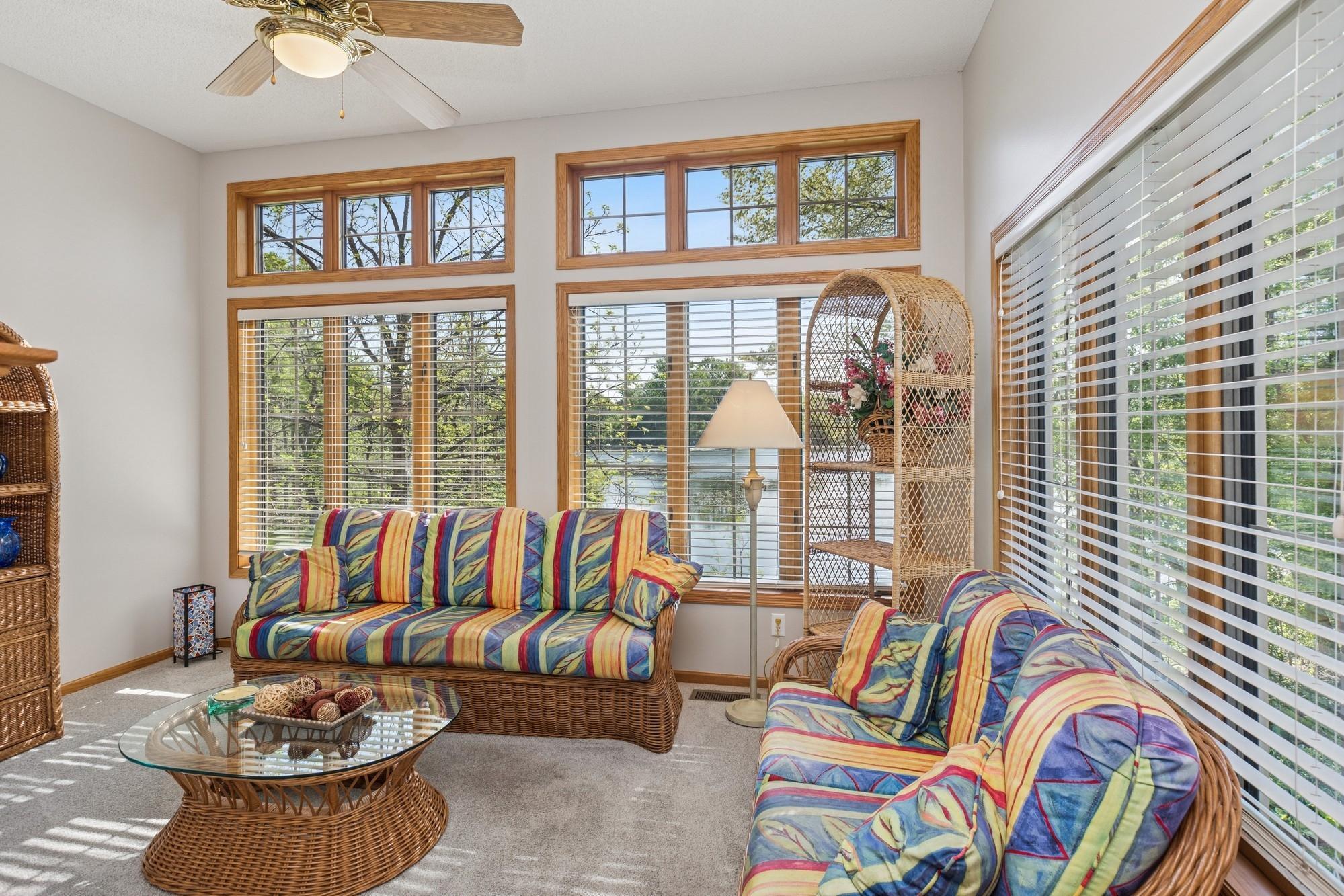 3662 Pond View Point