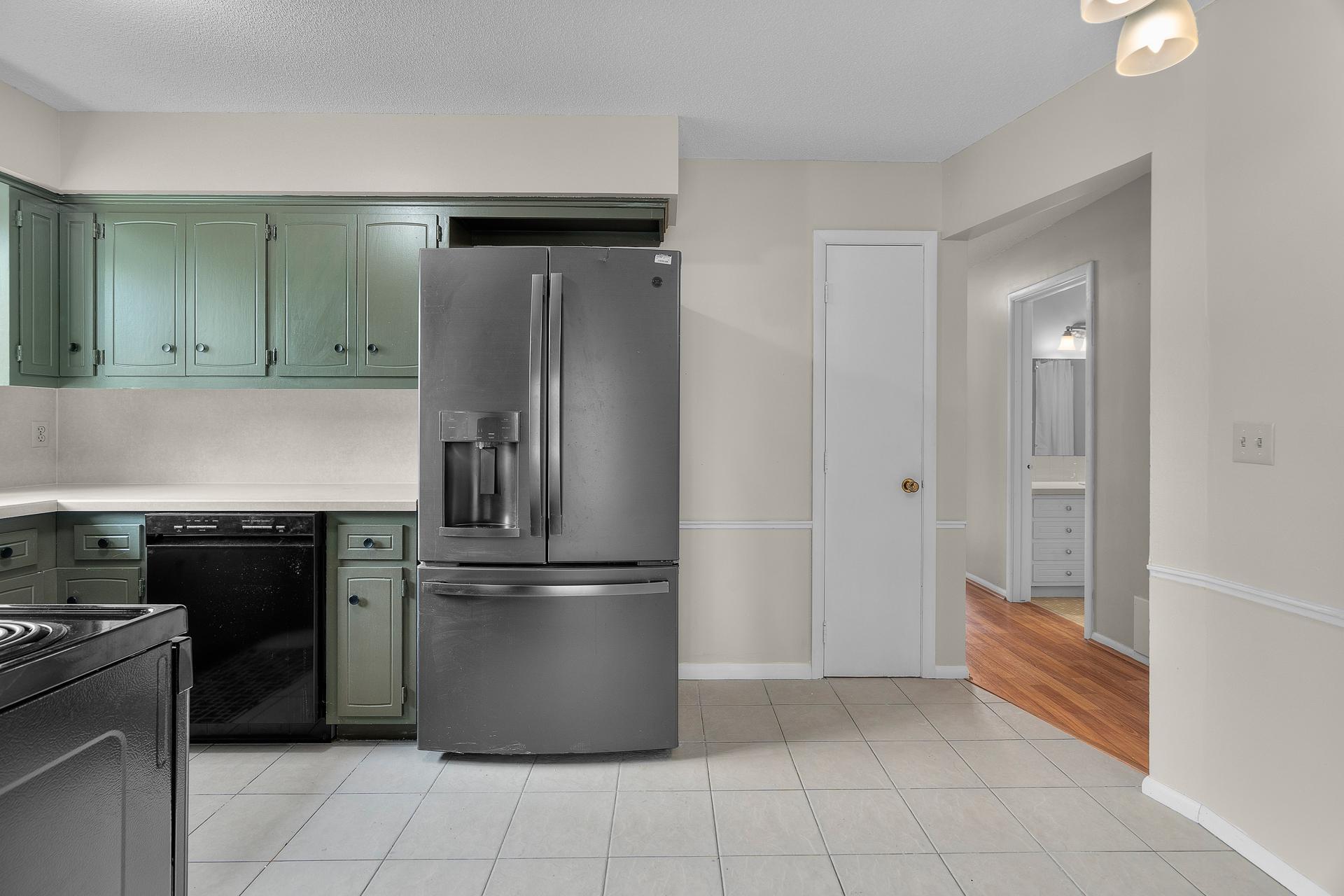 6000 W 105th Street