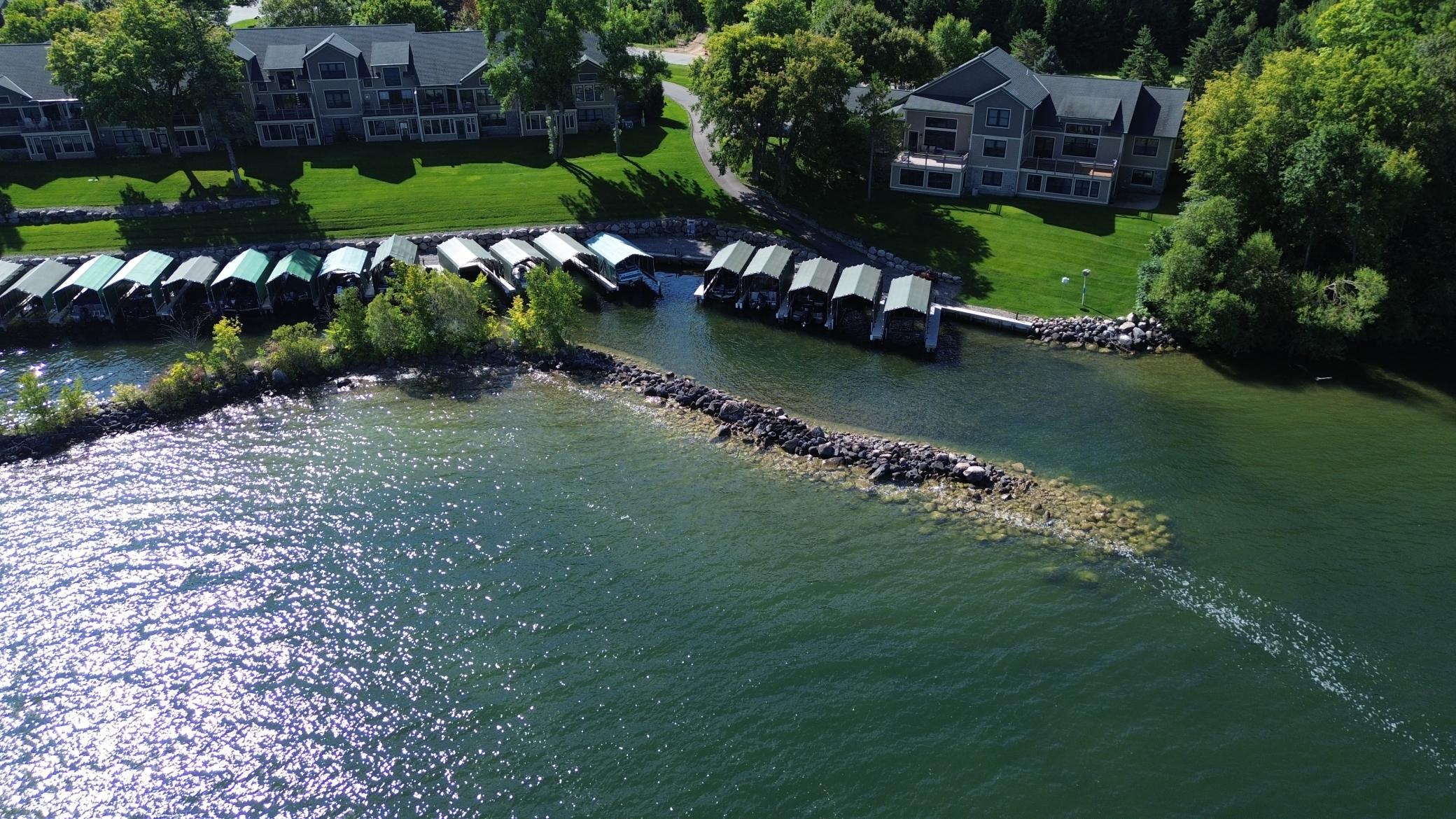 101 Walker Bay Boulevard F-1