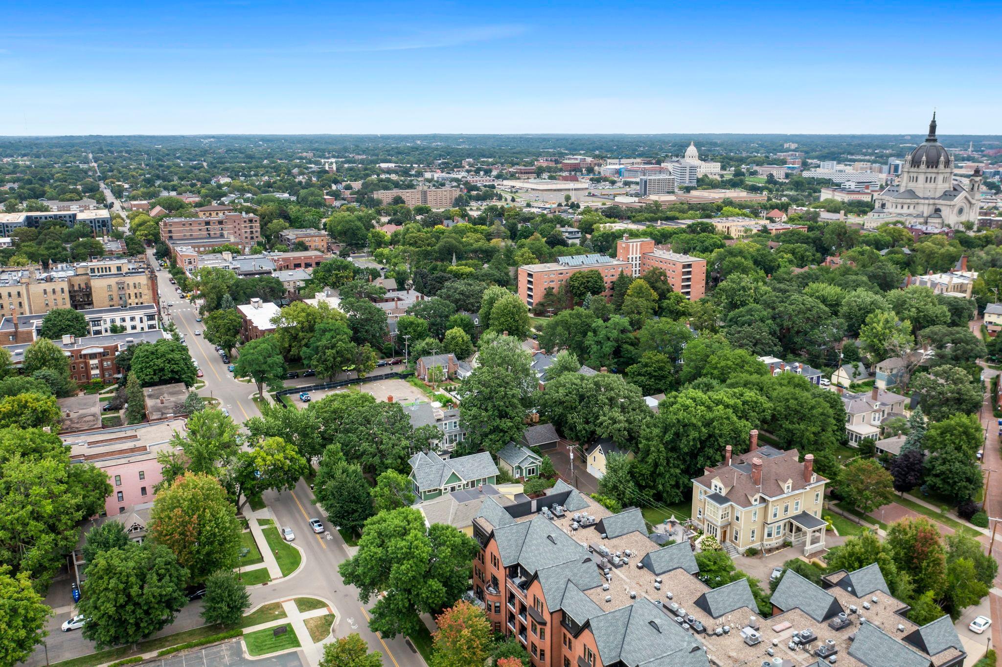 102 Western Avenue N 4