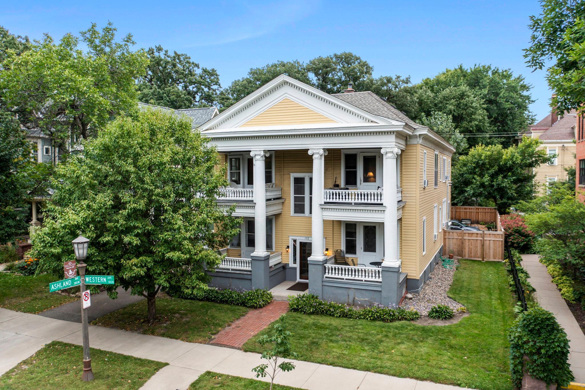 102 Western Avenue N 4