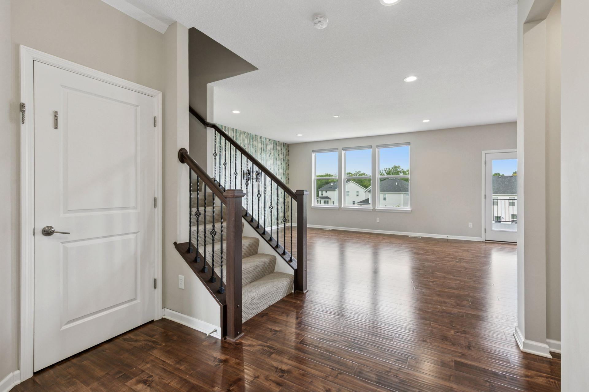 5045 Trillium Cove NE