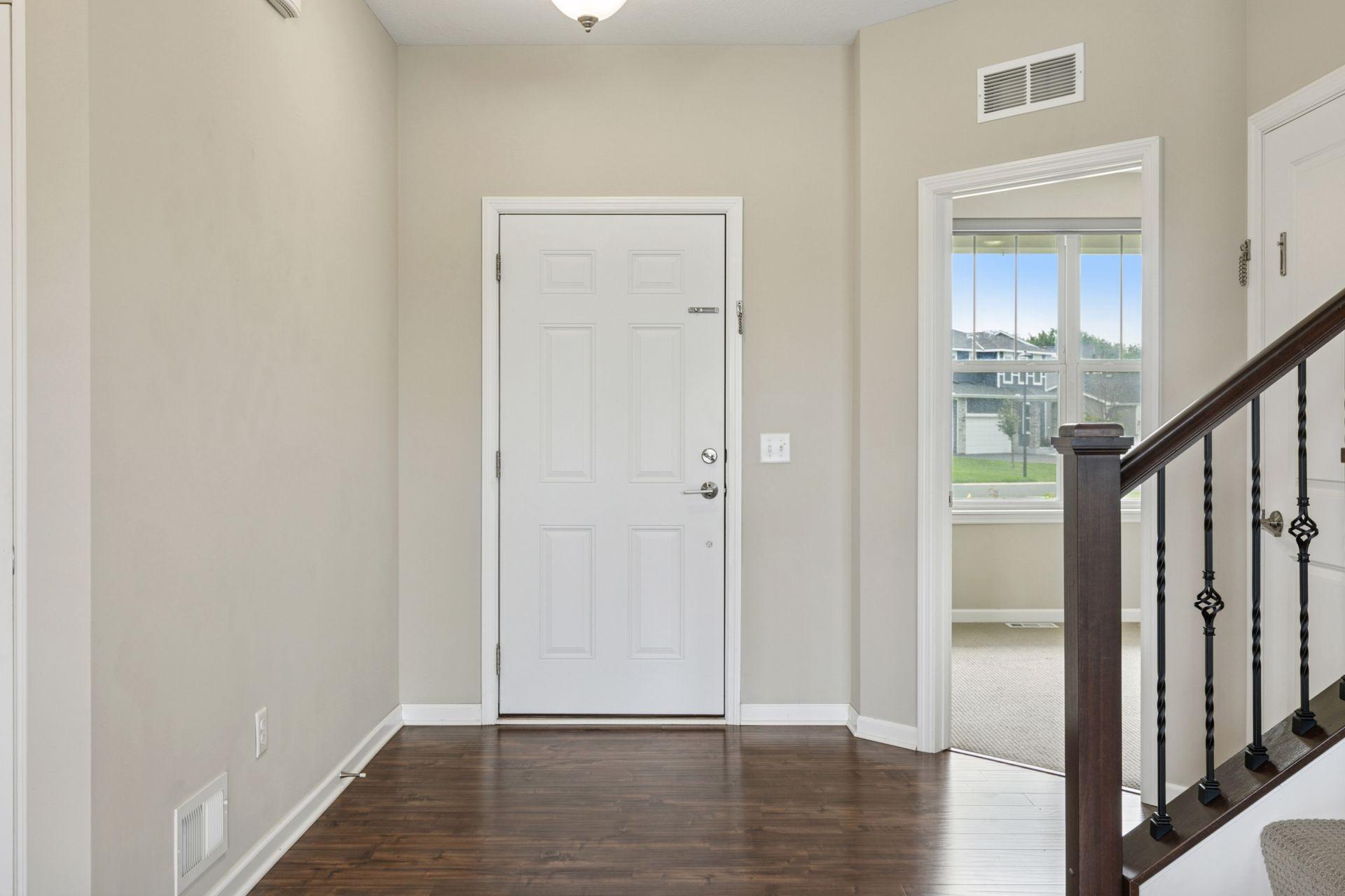 5045 Trillium Cove NE