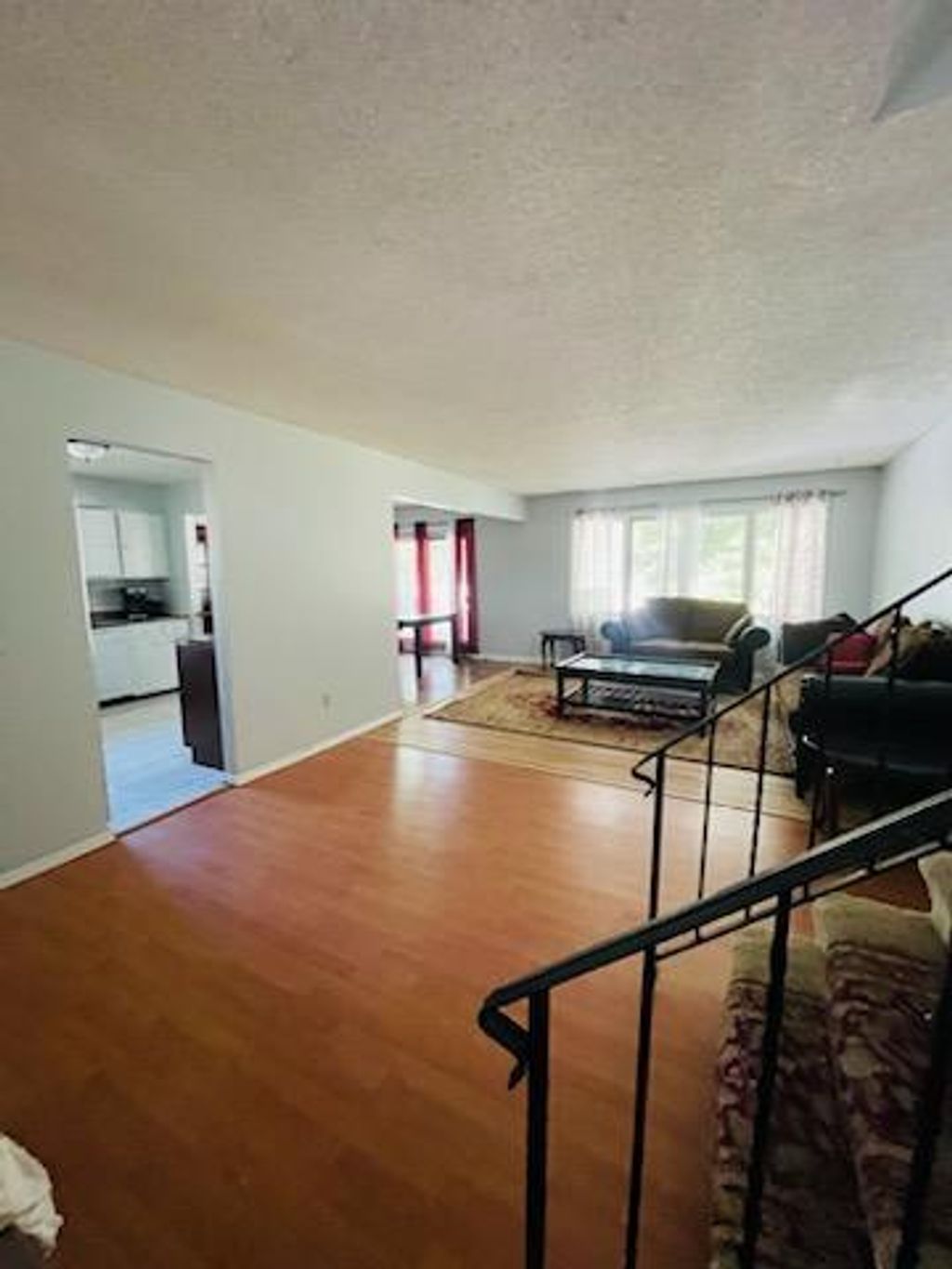 Photo of 504 Crestview Drive S, Maplewood, MN 55119 (MLS # 7010428)