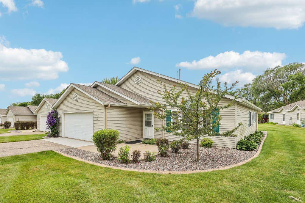 Photo of 819 7th Avenue NE, Buffalo, MN 55313 (MLS # 7107090)