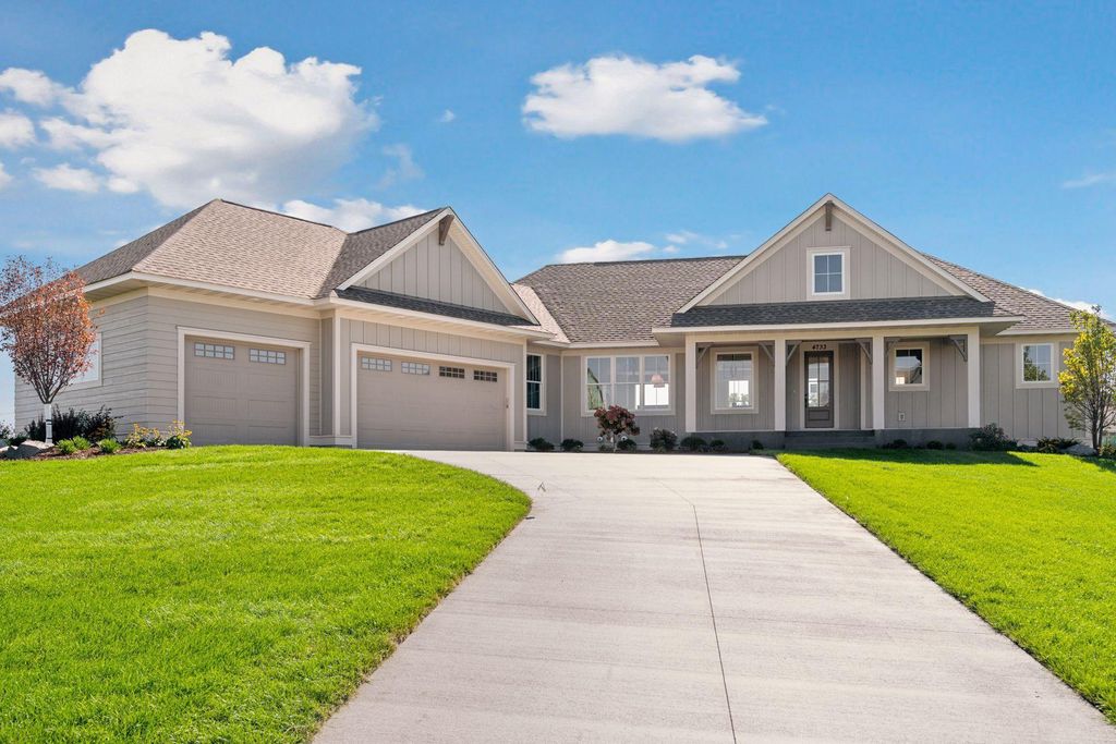 Photo of 4733 Ogden Trail Lane N, Stillwater, MN 55082 (MLS # 7054843)