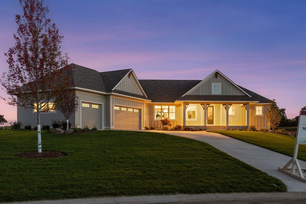 Photo of 4733 Ogden Trail Lane N, Stillwater, MN 55082 (MLS # 7054843)