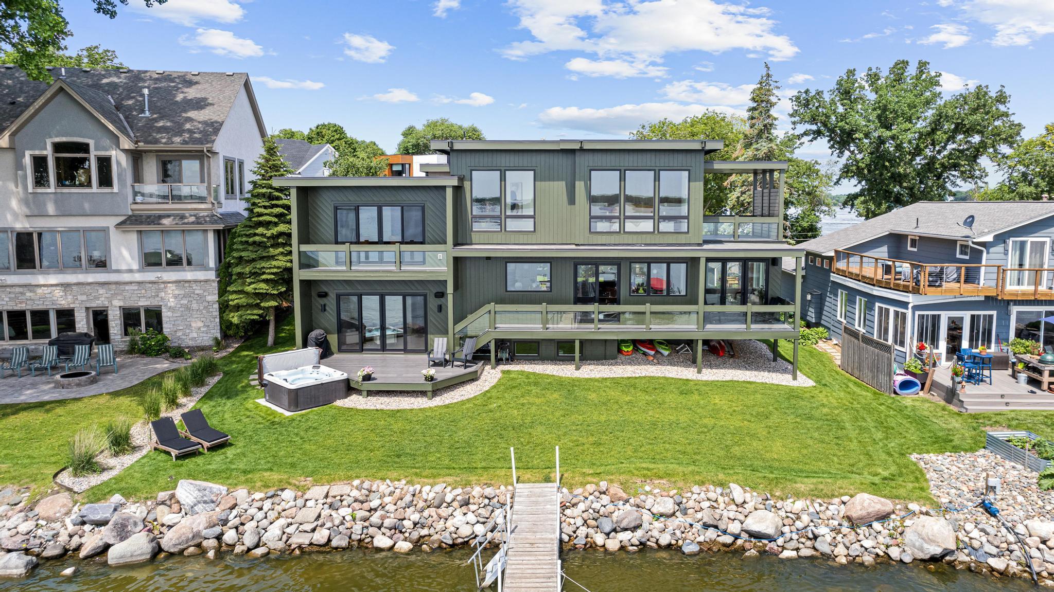 4919 Three Points Boulevard