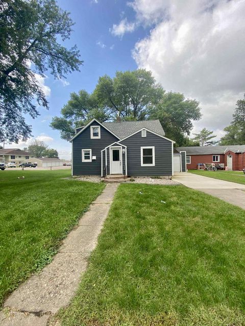 Photo of 511 Division Street N, Clara City, MN 56222 (MLS # 6786847)