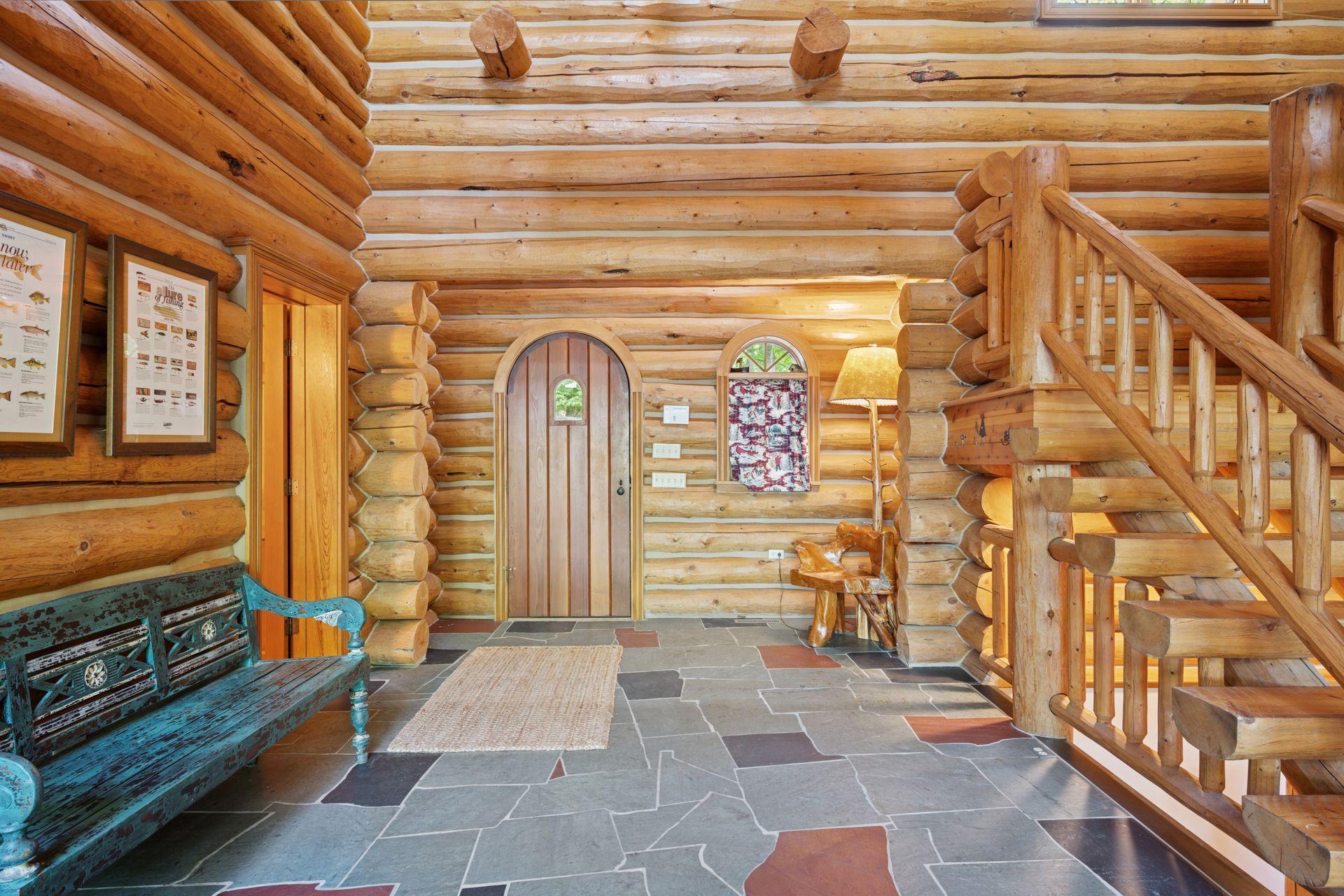 6070 PILGER Avenue NW