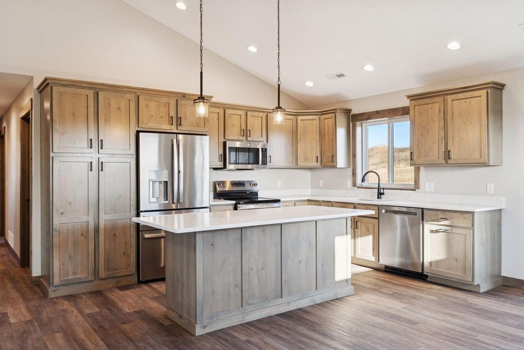 Photo of 466 Coyote Way, New Richmond, WI 54017 (MLS # 7009553)