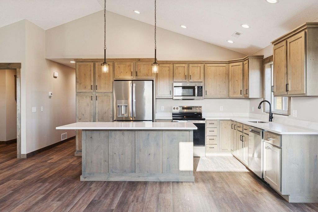 Photo of 466 Coyote Way, New Richmond, WI 54017 (MLS # 7009553)