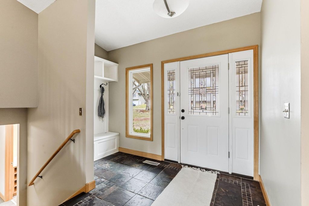 Photo of 15008 1st Avenue S, Burnsville, MN 55306 (MLS # 7034422)