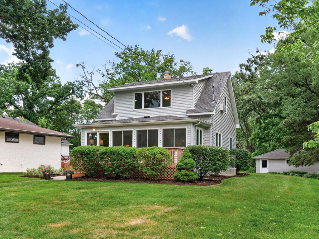 Photo of 4975 Johnson Avenue, White Bear Lake, MN 55110 (MLS # 7085940)