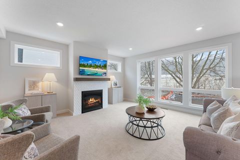 7682 22nd Avenue E Shakopee MN 55379