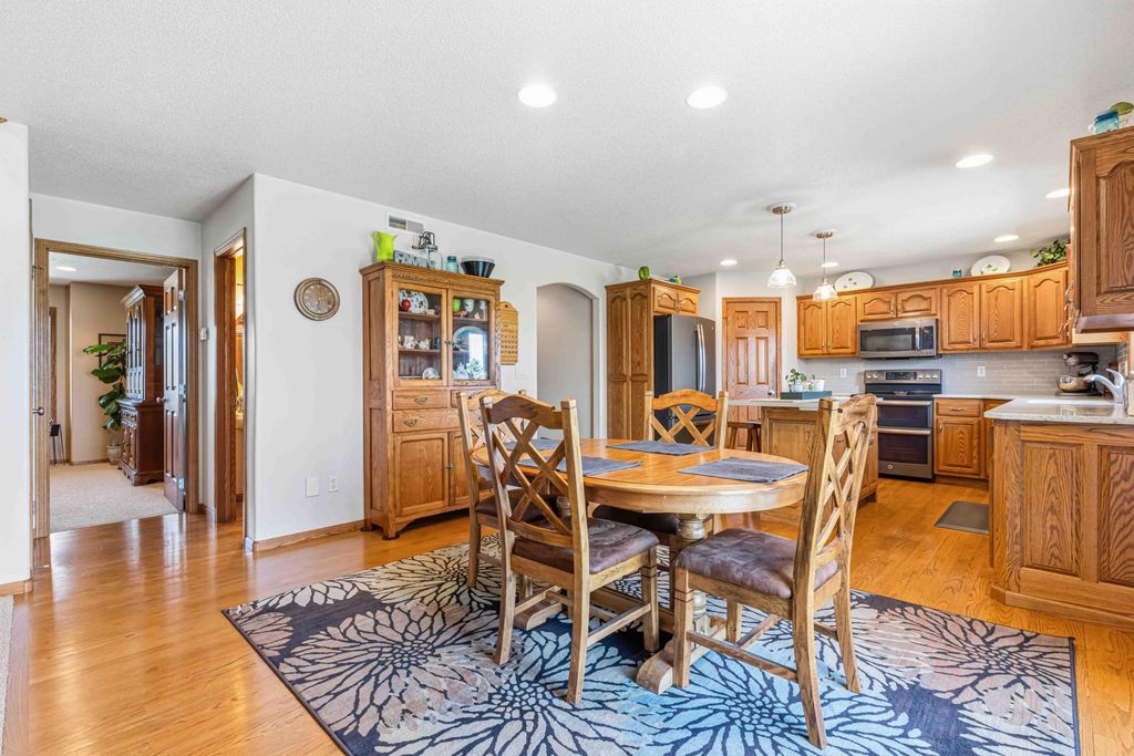 Photo of 854 32nd Street S, Moorhead, MN 56560 (MLS # 7075664)