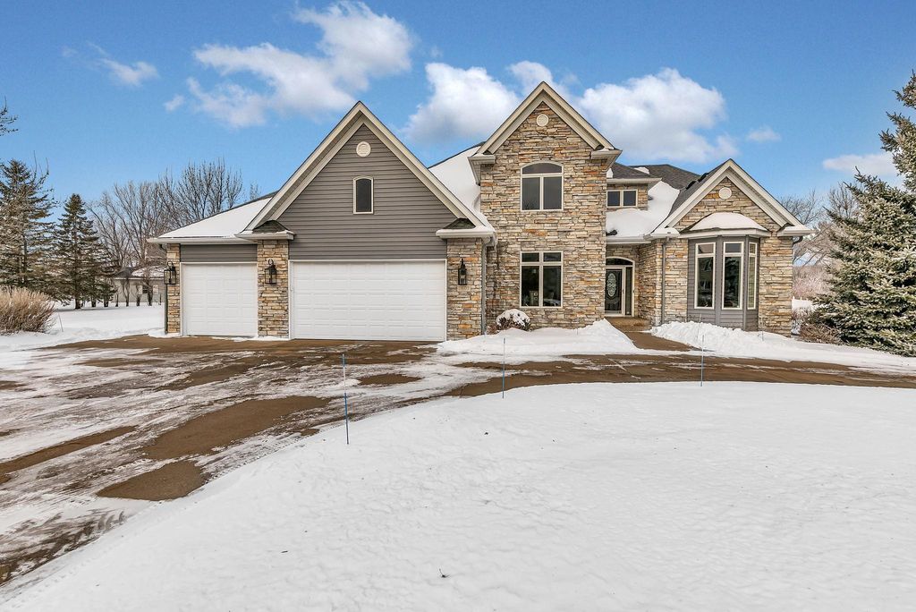 Photo of 2607 Regal Road, Saint Cloud, MN 56301 (MLS # 7007461)