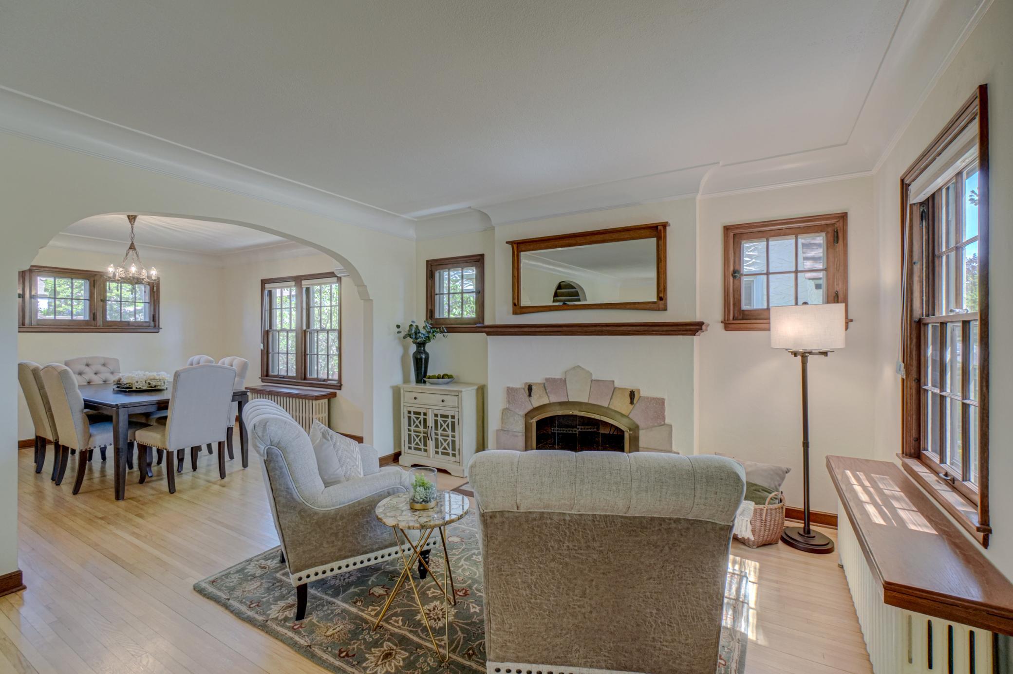 1745 Eleanor Avenue