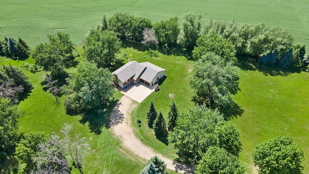 Photo of 5130 220th Street W, Farmington, MN 55024 (MLS # 7102201)