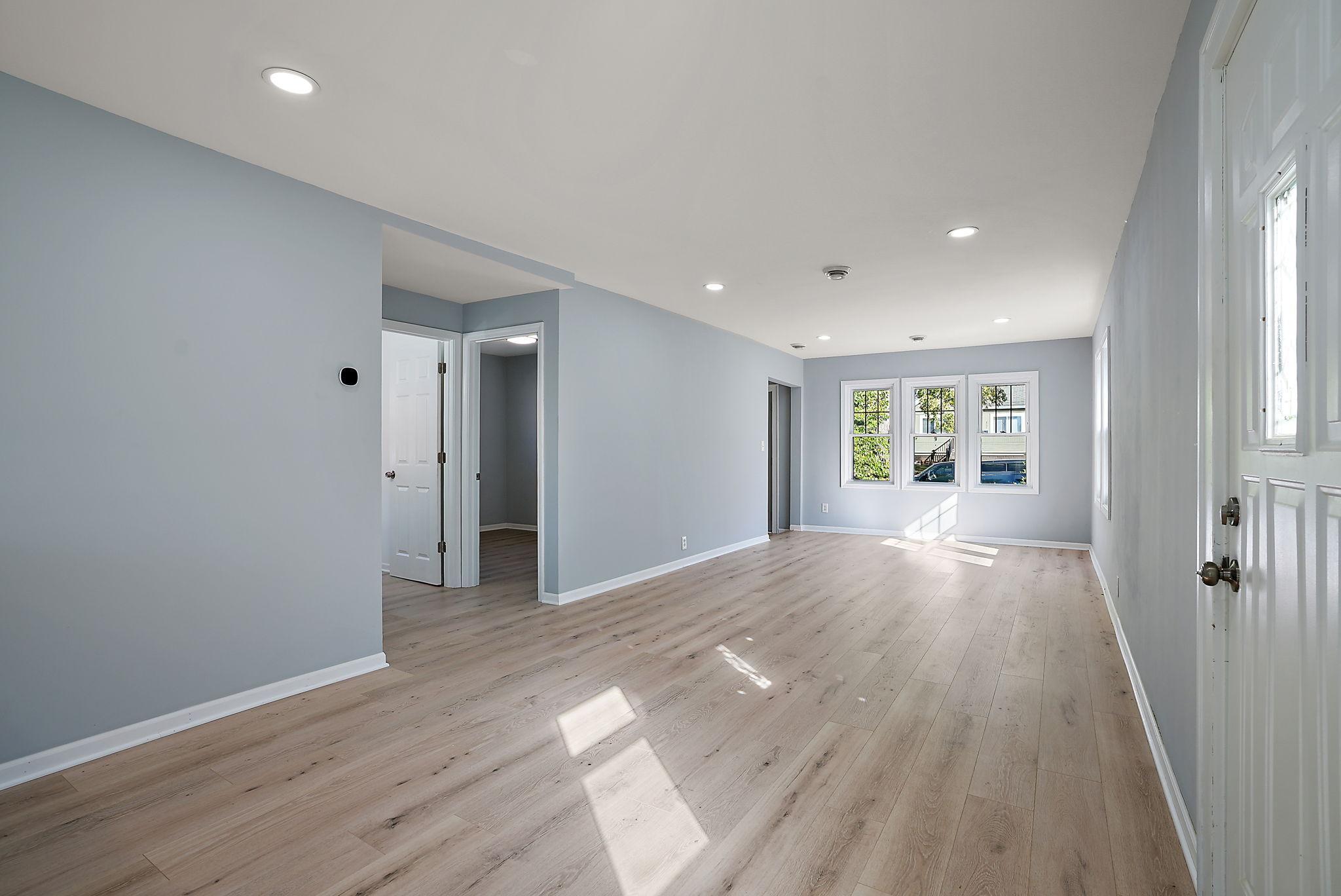 3230 Tyler Street NE