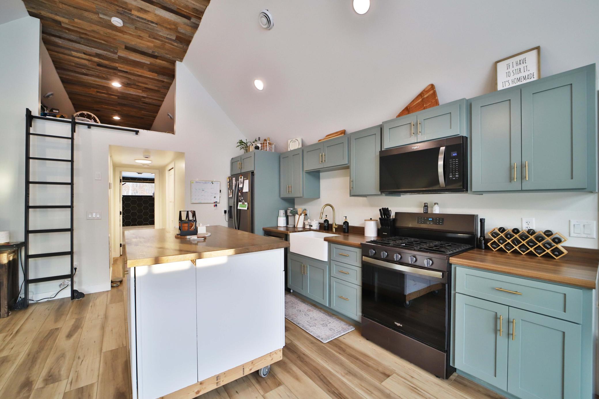 14594 County Road 109