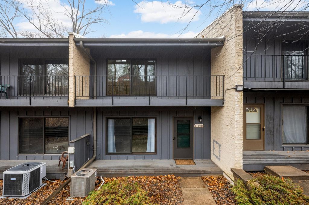 Photo of 11450 Minnetonka Mills Road, Hopkins, MN 55305 (MLS # 7028911)