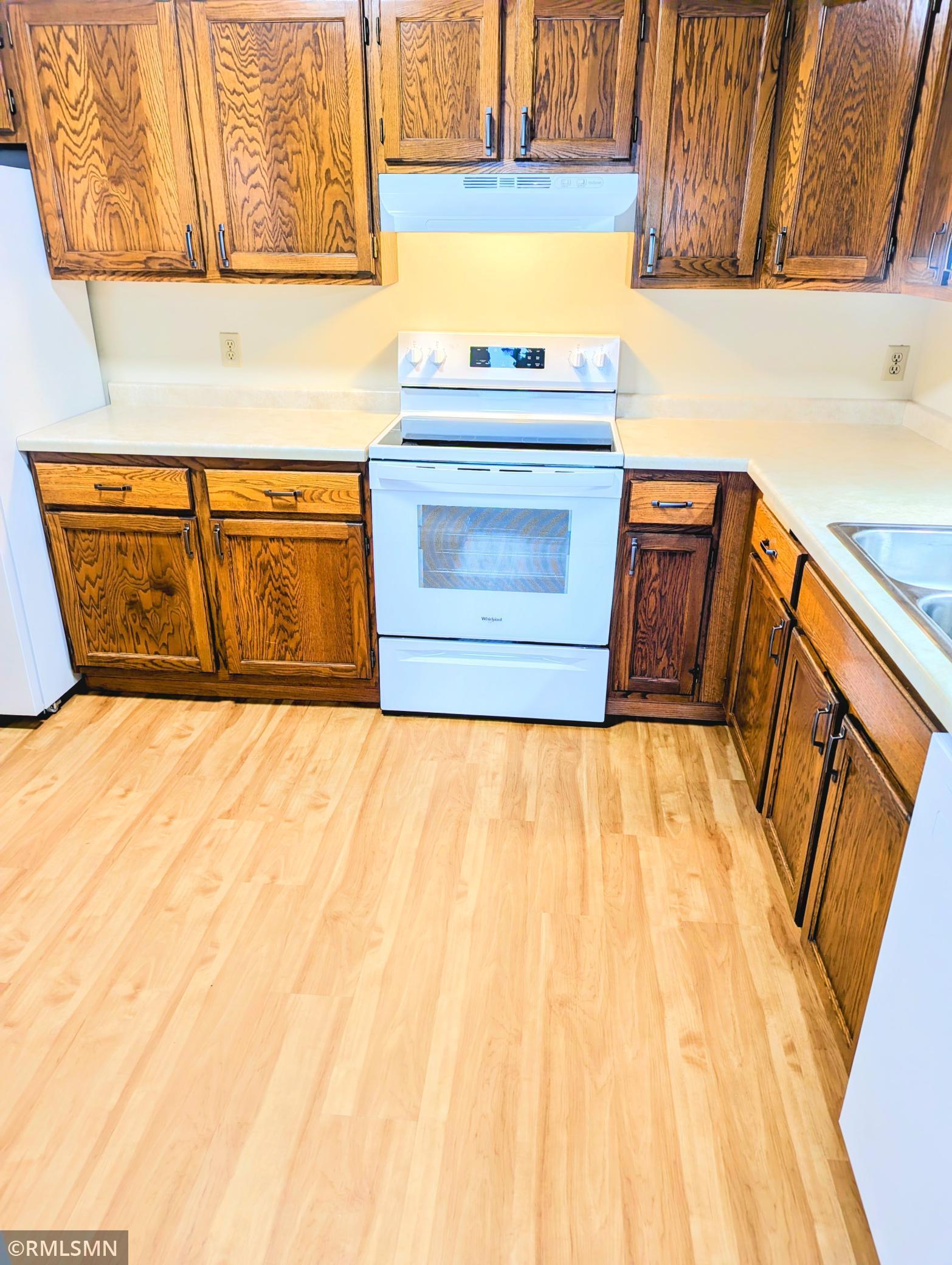 6615 Lake Shore Drive S 902