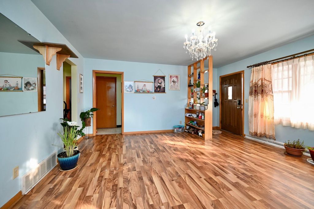 Photo of 465 Hamilton Street, Winona, MN 55987 (MLS # 7008112)